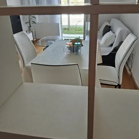 Lägenhet Pegla
